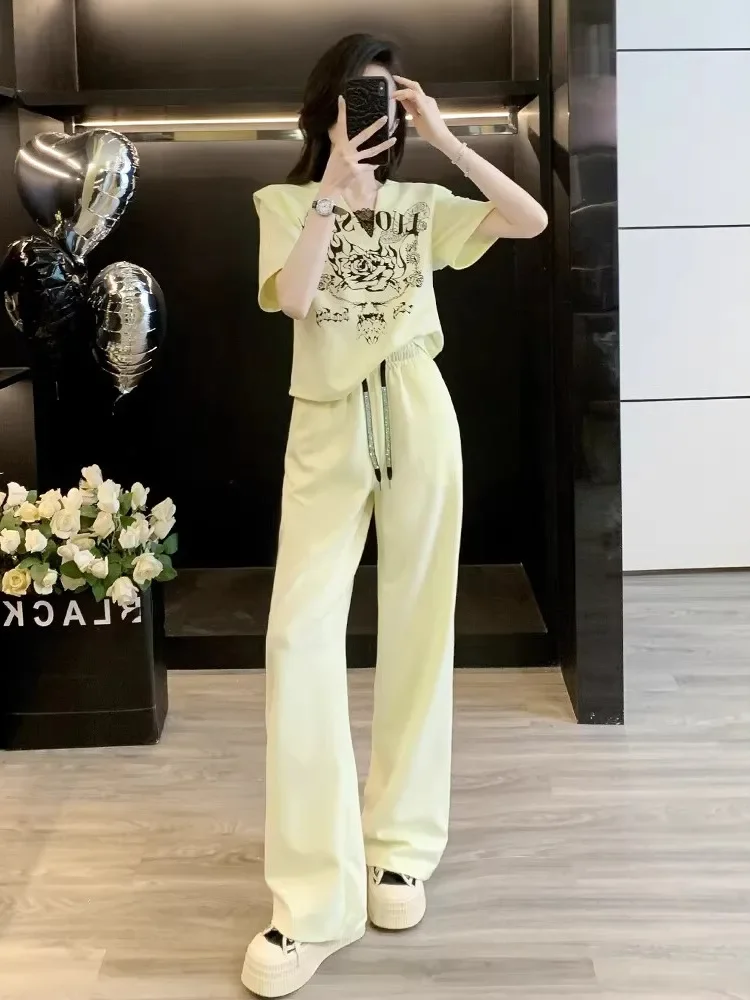FADFAD Setelan gaya elegan polos lengan pendek dengan celana model kaki lurus untuk wanita