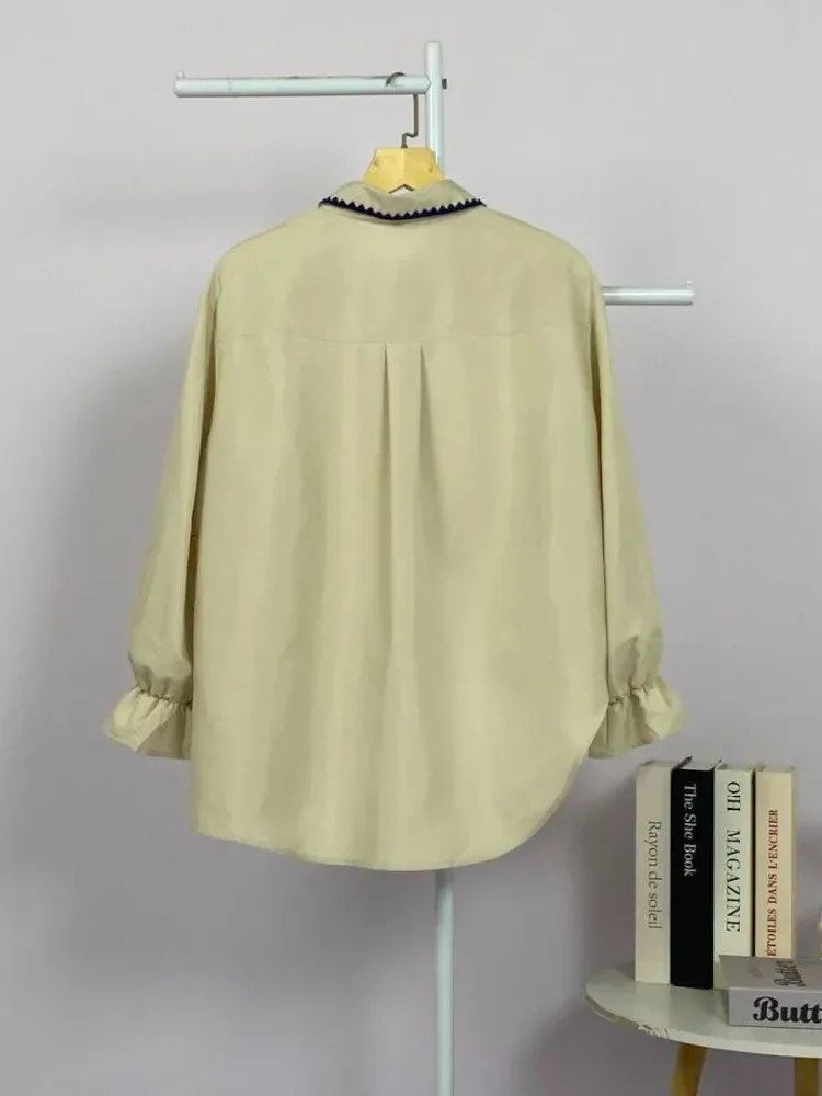 ASAYA Kemeja baru dengan warna kontras, pinggiran bergelombang, dan hem tidak beraturan