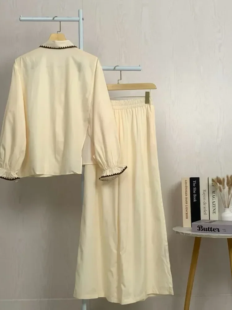 [NEW]ASAYA Kemeja lengan panjang wanita dengan detail pita, dipadukan dengan celana panjang bergaris