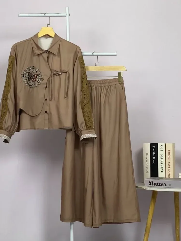 CHICMORE Set baju lengan panjang baru, kemeja dengan hiasan renda sulaman warna solid, dipadukan dengan celana panjang longgar
