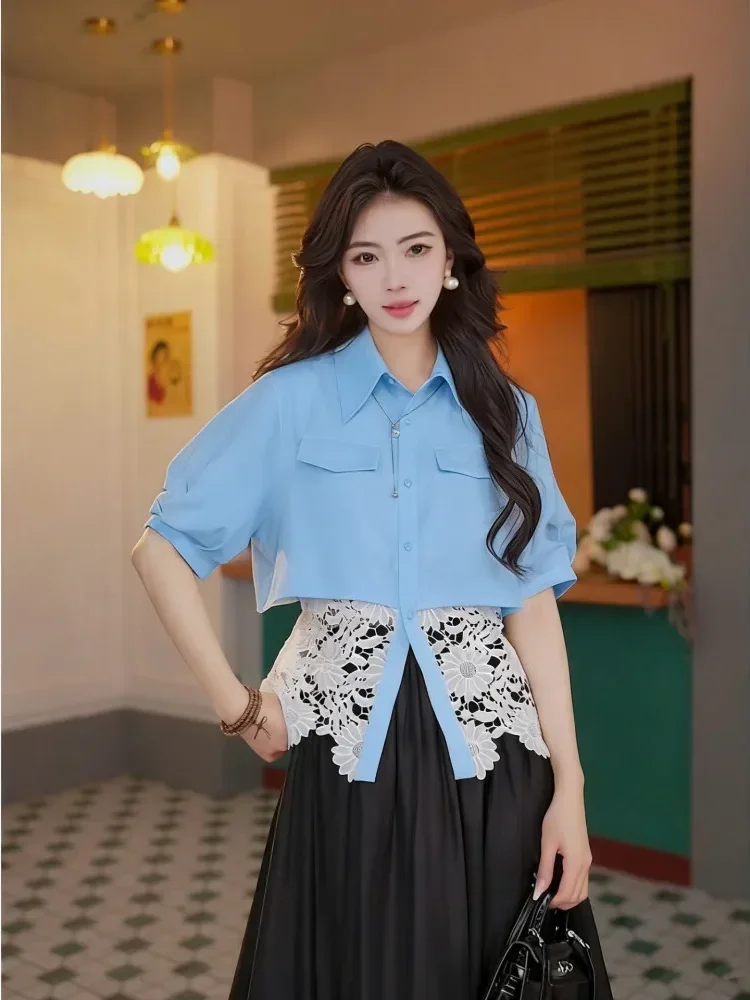 [NEW]CHICMORE Atasan wanita chic kombinasi kemeja dan aksen bunga gaya korea