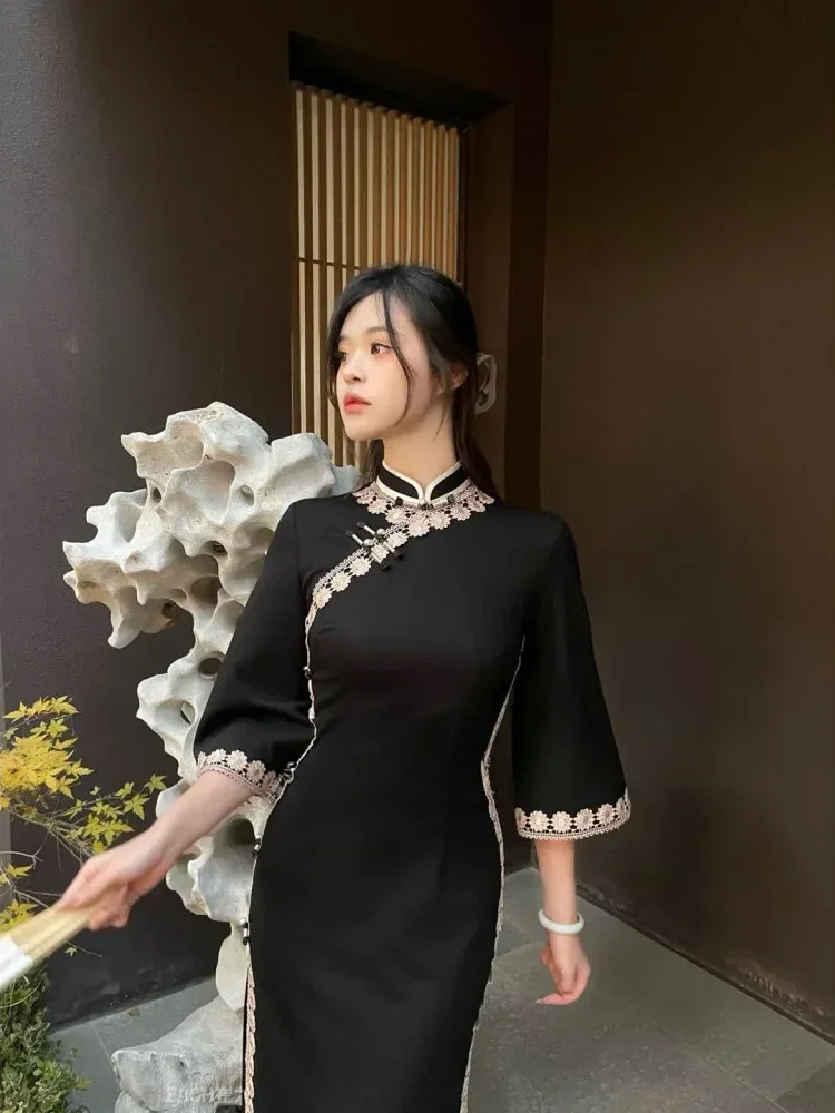 CHICMORE Gaun gaya cheongsam wanita feminime dengan lengan tiga perempat warna hitam