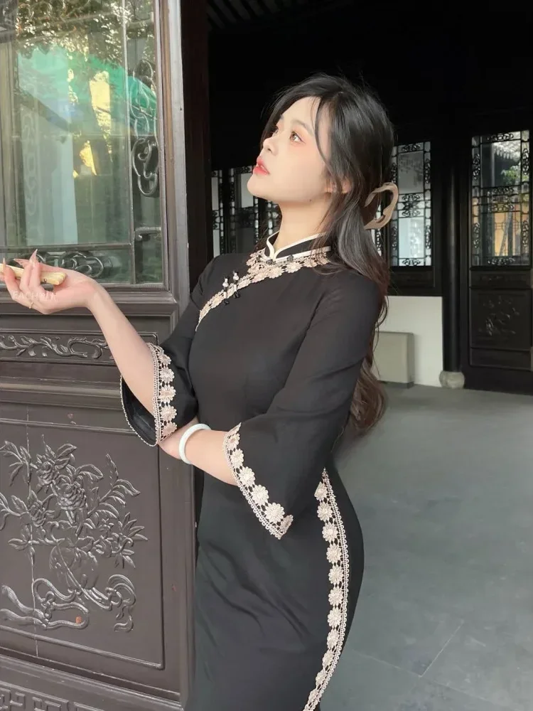 CHICMORE Gaun gaya cheongsam wanita feminime dengan lengan tiga perempat warna hitam