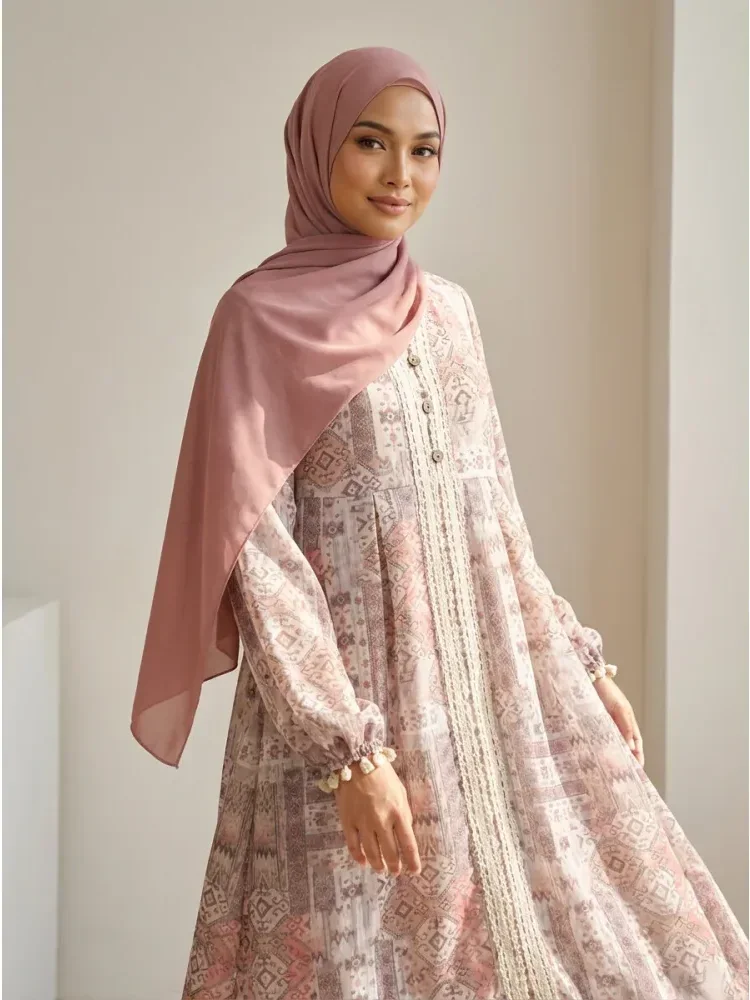 CHICMORE Gaun midi lengan panjang dengan kerah v neeck motif cantik gaya bohemian
