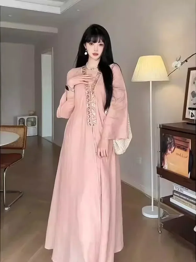 [NEW]CHICMORE Gaun lengan panjang motif polos dengan rok model a-line