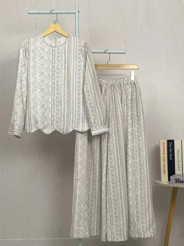 [NEW]ASAYA Atasan lengan panjang dengan desain hem tidak beraturan, set dua potong modis, dilengkapi pola cetakan unik, celana panjang trendy