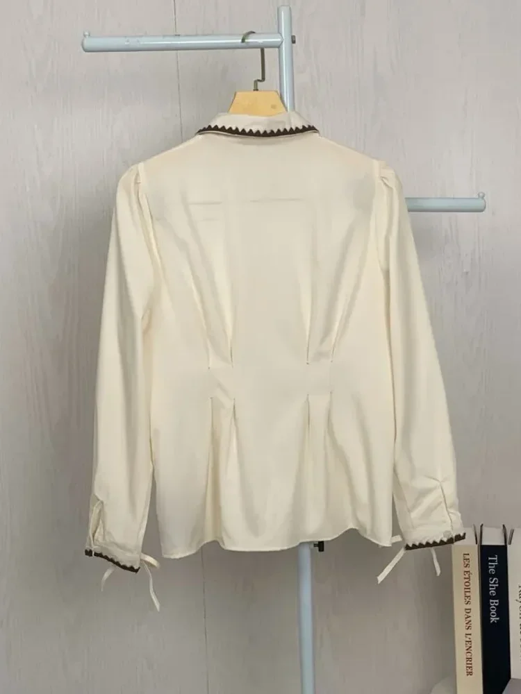 [READY STOCK]ASAYA Blus wanita lengan panjang yang modis dengan hiasan renda dan garis lipatan yang unik