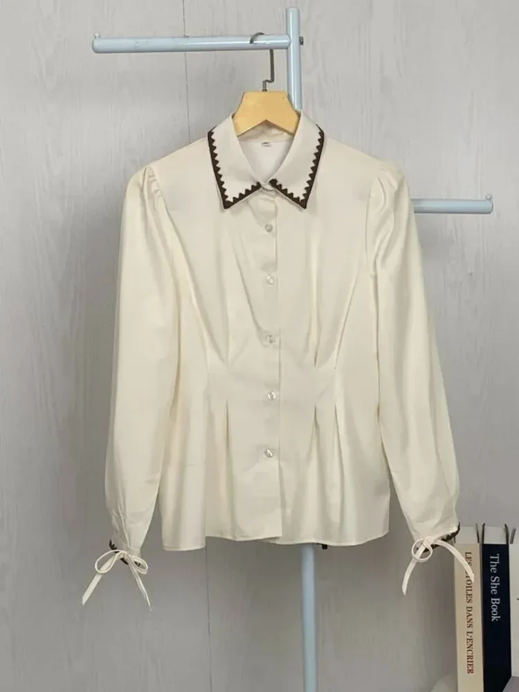 [READY STOCK]ASAYA Blus wanita lengan panjang yang modis dengan hiasan renda dan garis lipatan yang unik