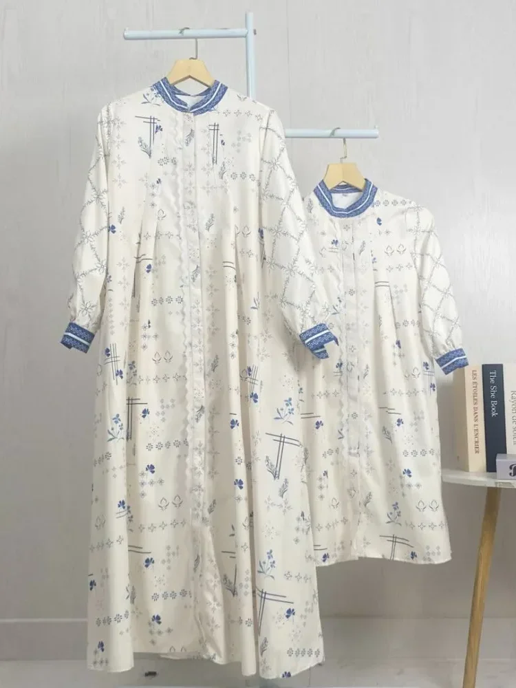 ASAYA Gamis ibu dan anak motif bunga biru putih terbaru