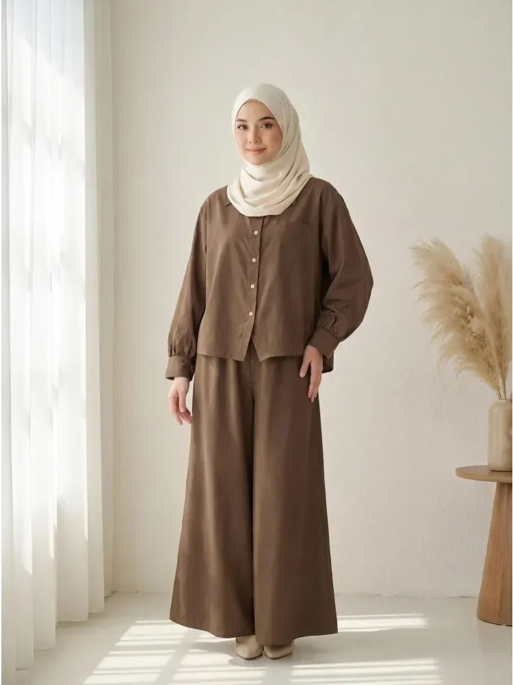 ASAYA Setelan dua potong atasan dan celana longgar aneka warna yang stylish.