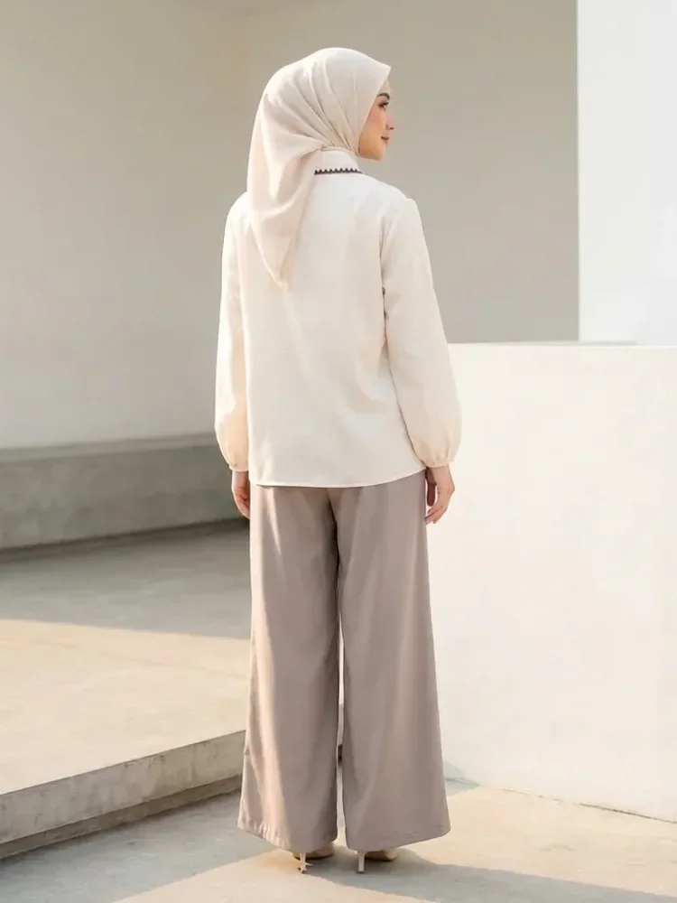 ASAYA Kemeja lengan panjang wanita desain tidak beraturan warna polos dan warna campuran terbaru dengan aksen gigi anjing, dipadukan dengan celana panjang lebar