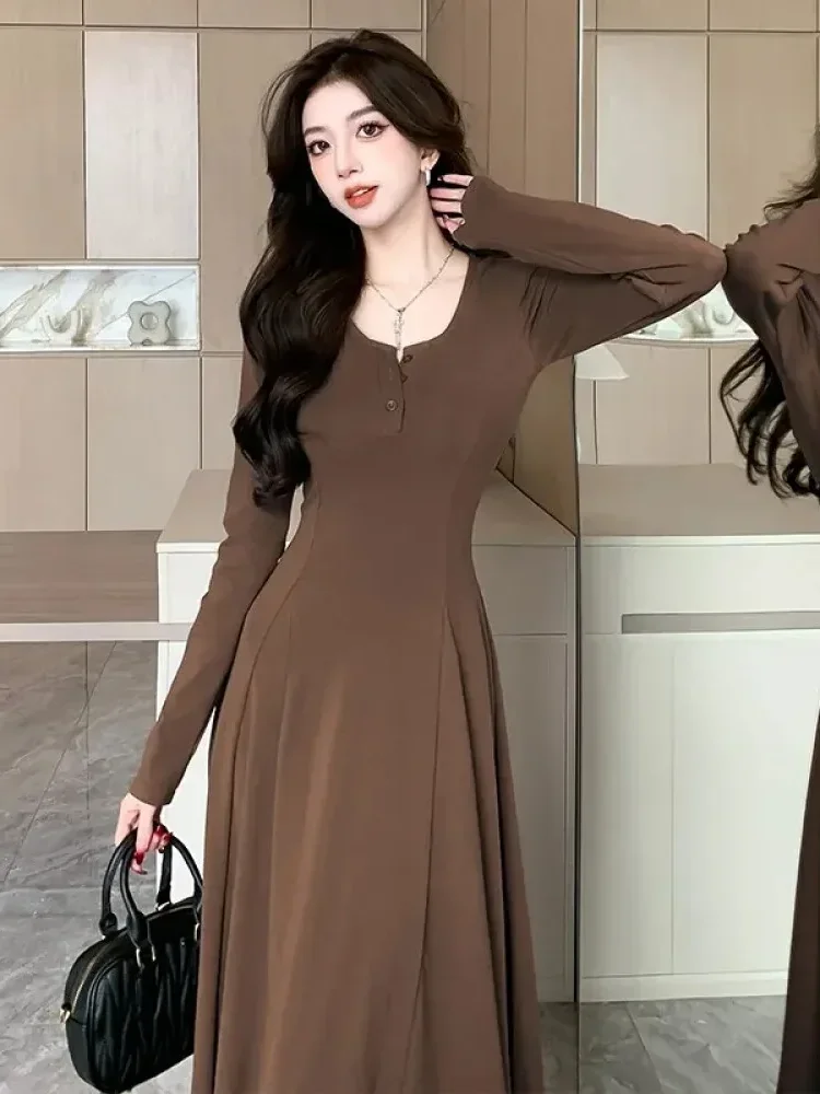 [DISKON KILAT]CHICMORE Gaun wanita kelas atas hitam berlipat dengan lengan panjang dan kerah v-neck