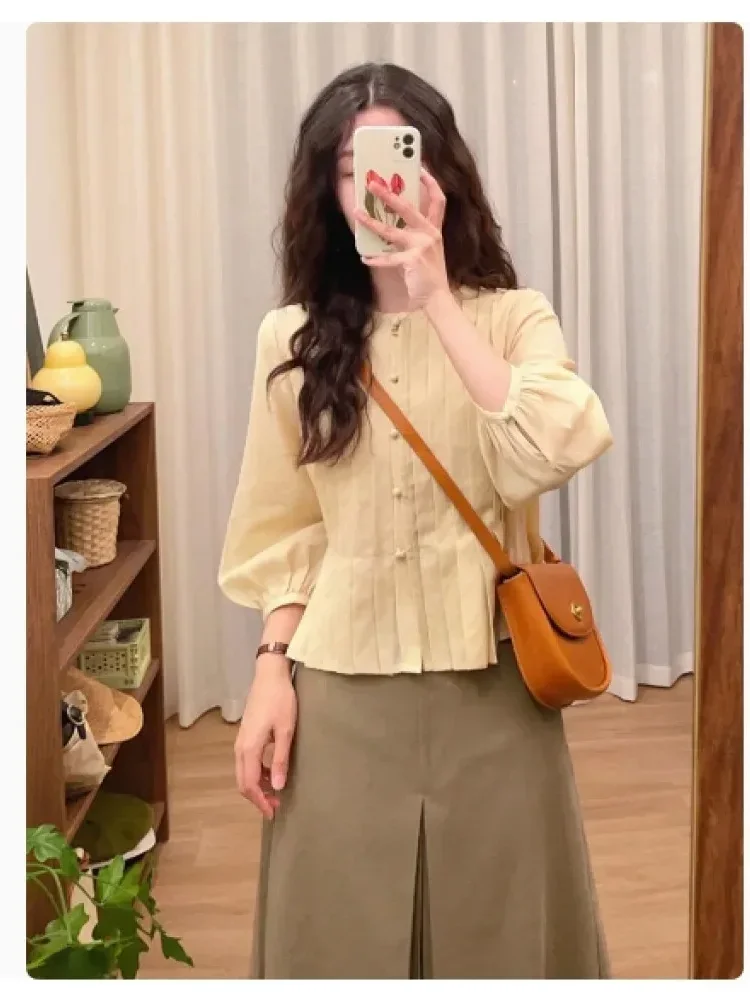 [DISKON KILAT]CHICMORE Atasan blouse motif bunga lipit bertali untuk wanita