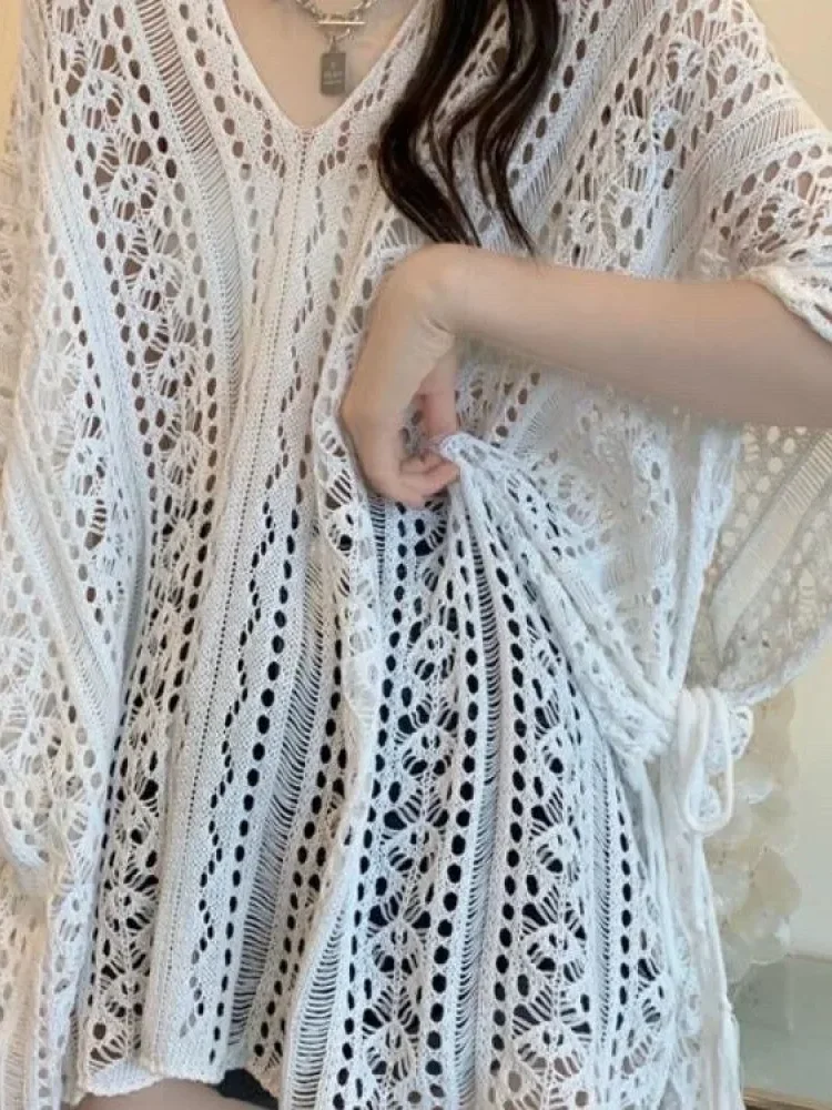 [NEW]CHICMORE Atasan sweter wanita lengan pendek berongga kerah v desain tipis atasan blus longgar chic unik musim semi