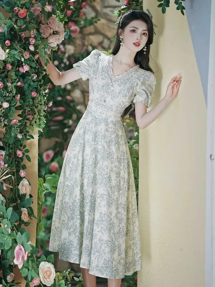 [NEW]CHICMORE Gaun lengan pendek dan kerah bentuk v-neck terdapat renda bagian lengan dan kerah