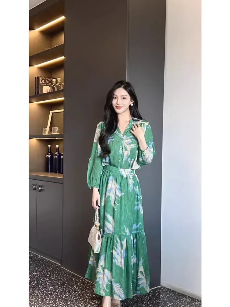 [CUCI GUDANG]CHICMORE Kemeja ringan bermotif tanaman hijau setelan rok untuk wanita