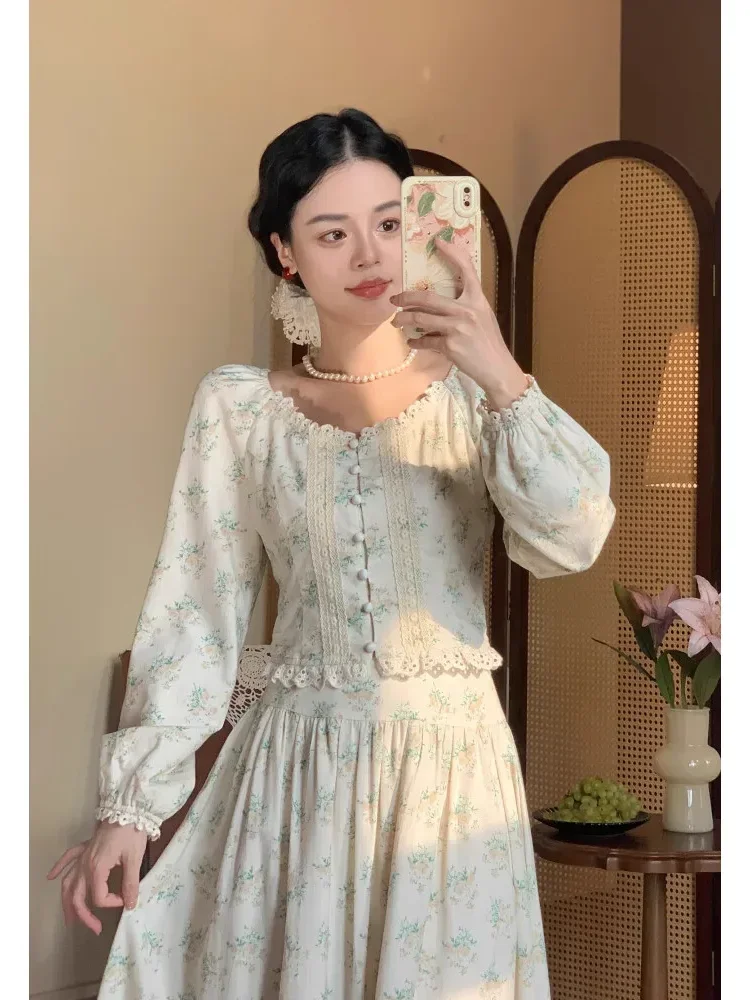 [NEW]CHICMORE Setelan cantik dengan atasan lengan panjang motif bunga dan rok a-line untuk wanita