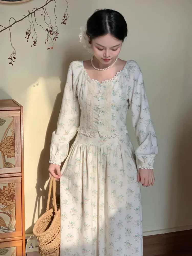 [NEW]CHICMORE Setelan cantik dengan atasan lengan panjang motif bunga dan rok a-line untuk wanita