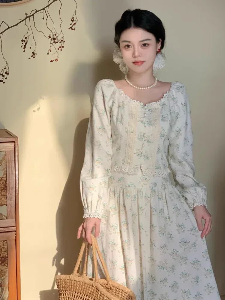 [NEW]CHICMORE Setelan cantik dengan atasan lengan panjang motif bunga dan rok a-line untuk wanita