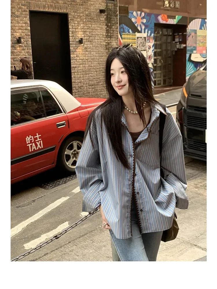 [NEW]CHICMORE Atasan lengan panjang terdapat kancing aktif sebaris dengan motif garis-garis