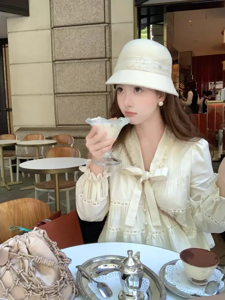 CHICMORE Atasan kemeja korean style kerah v model ruffle baru