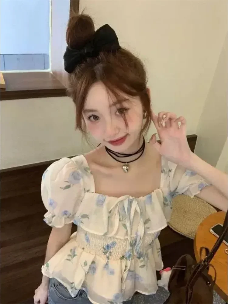CHICMORE Atasan blouse lengan pendek puff motif bunga untuk wanita