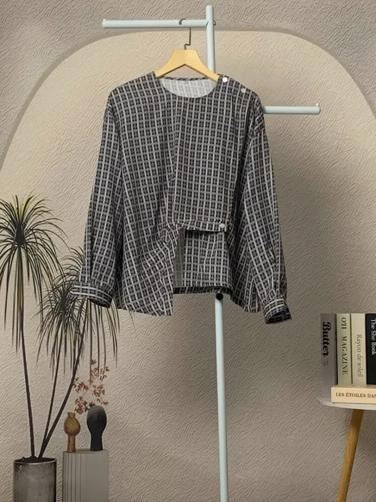 CHICMORE Ladies' loose round-neck long-sleeved checkered top