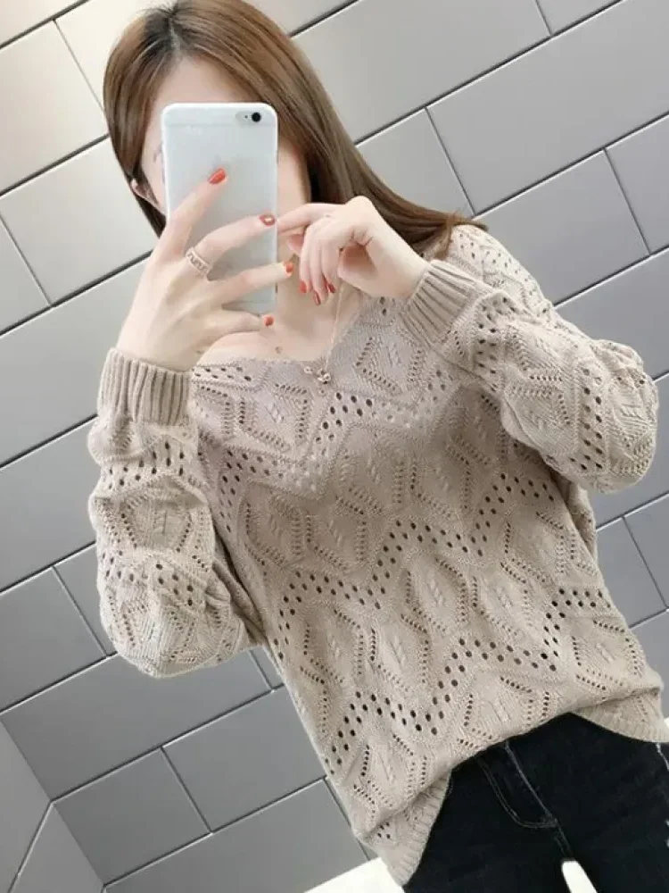 CHICMORE Atasan sweter lengan panjang berongga pullover v-neck untuk wanita