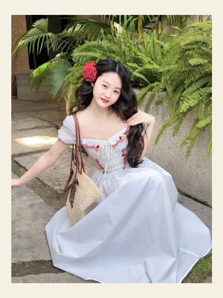 CHICMORE Gaun serut putih gaya retro bermotif untuk wanita trendi