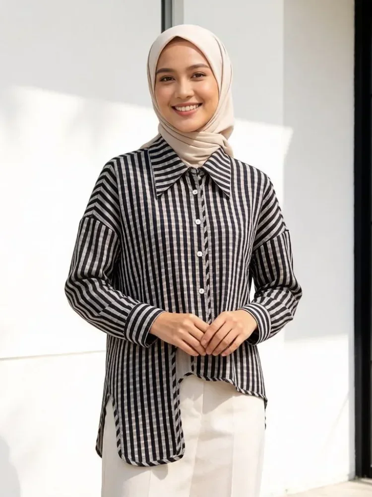 [NEW]CHICMORE Atasan lengan panjang kotak-kotak tidak teratur dengan desain modis