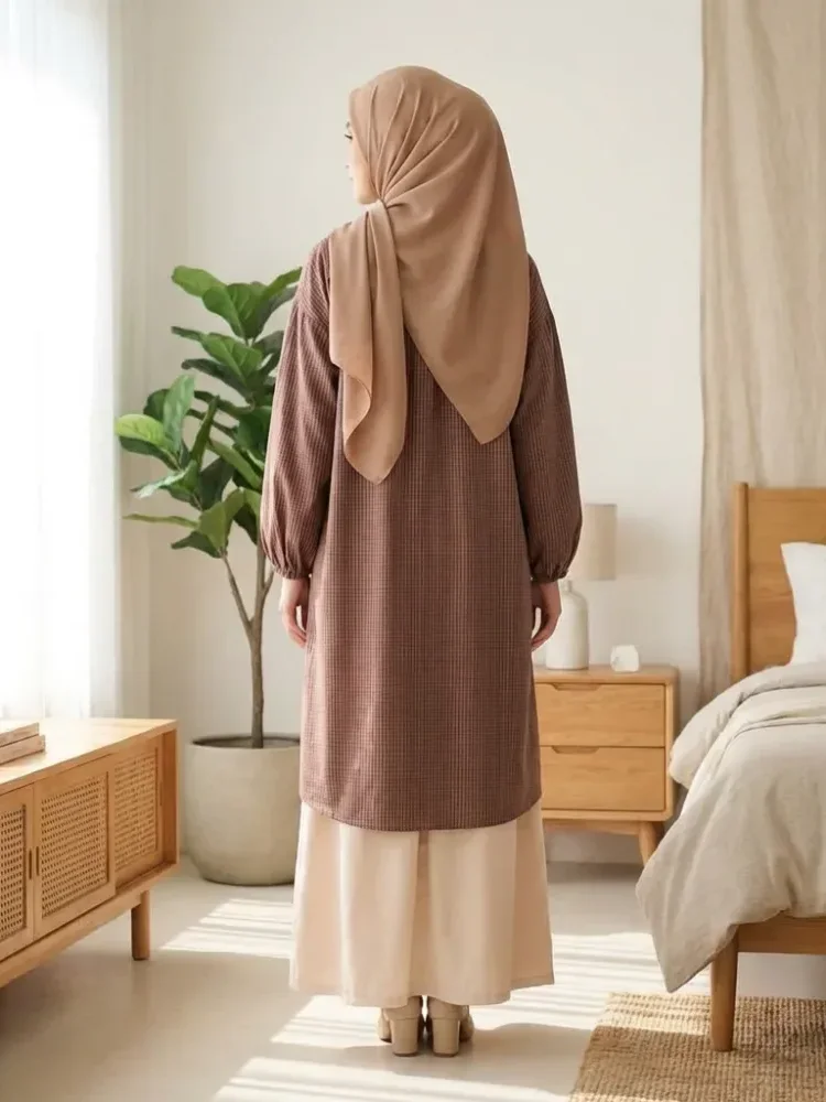 CHICMORE Set dua potong panjang wanita termasuk kemeja kotak-kotak dan celana panjang dalam dua warna