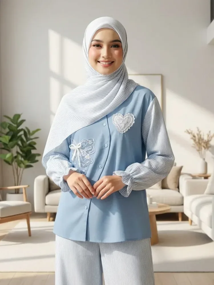 CHICMORE Kemeja lengan panjang wanita dengan detail pita, dipadukan dengan celana panjang bergaris