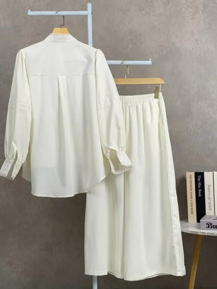 CHICMORE Setelan lengan panjang baru, atasan solid dipadukan dengan hiasan renda, celana panjang solid yang longgar