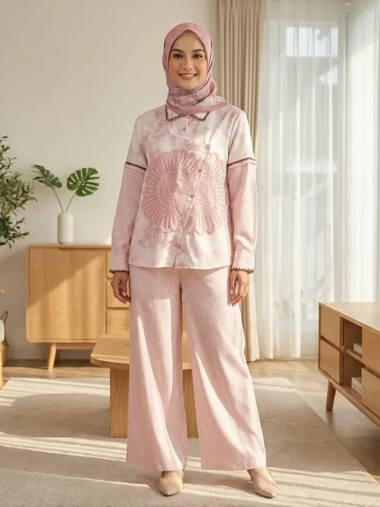 CHICMORE Set baju lengan panjang baru, kemeja bermotif dipadukan dengan celana panjang, desain pseudo dua lapis, hiasan renda