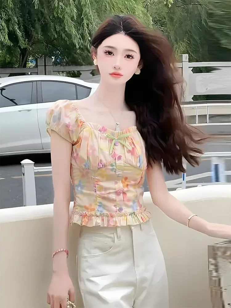CHICMORE Atasan blouse berlengan pendek puff motif bunga ramping gaya kasual untuk wanita