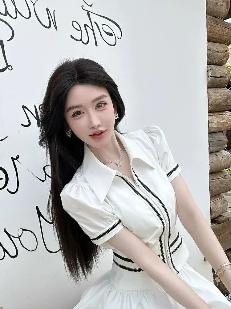 CHICMORE Atasan kemeja gaya korean dengan ritsleting cantik dan lengan puff pendek untuk wanita（only tops）