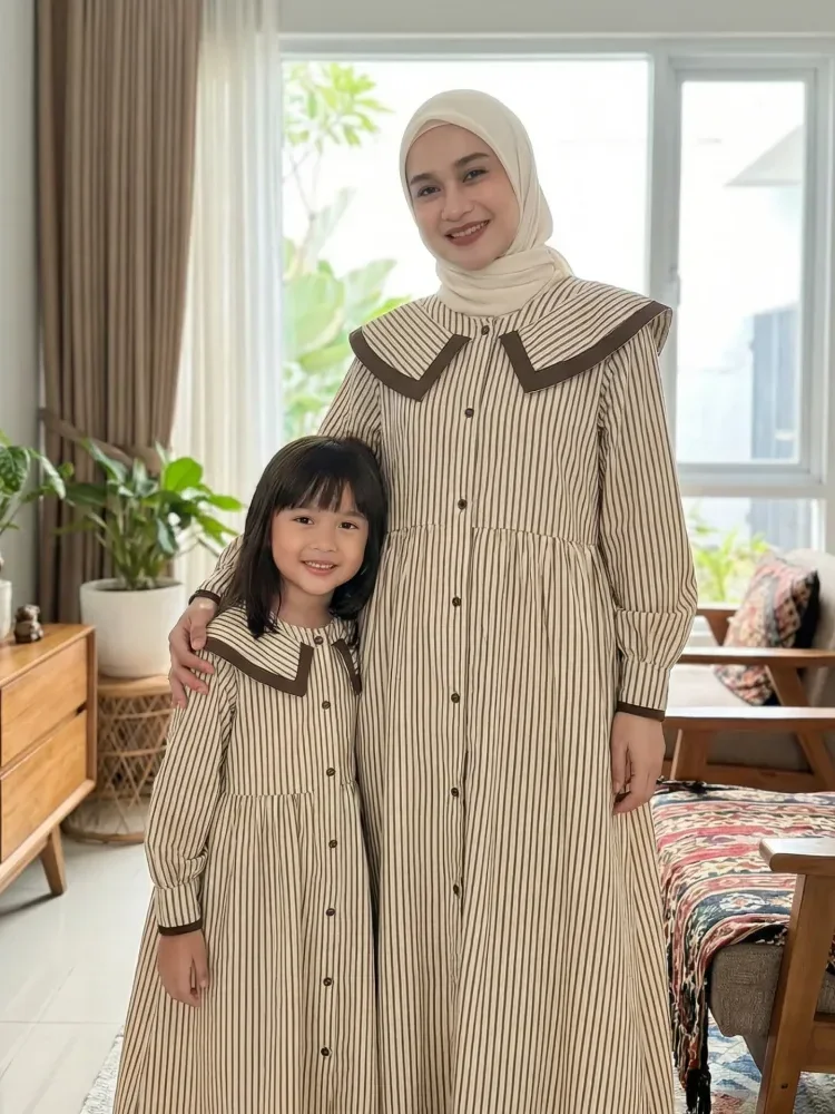 [DISKON KILAT]CHICMORE Gaun maxi lengan panjang dengan kerah boneka motif bergaris gaya korea