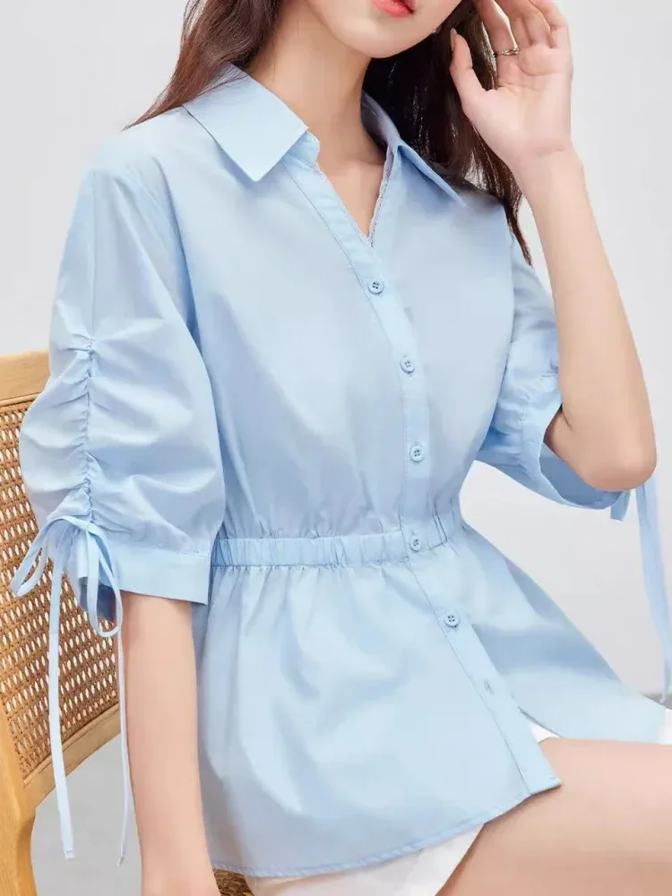 CHICMORE Atasan kemeja warna polos dengan model lengan serut dan kancing aktif