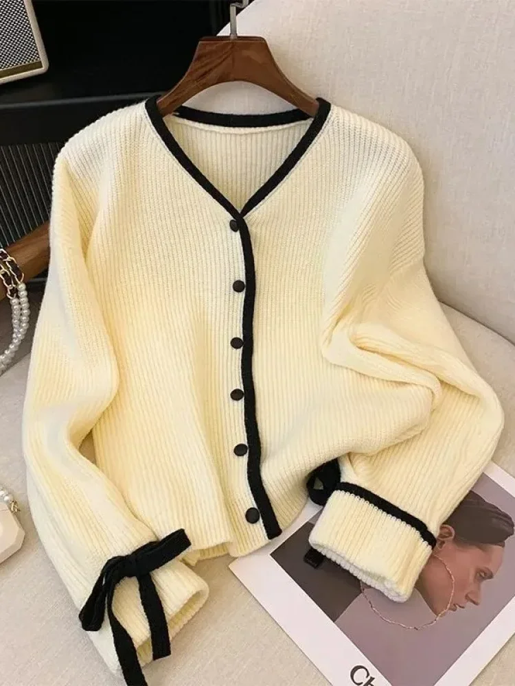 [DISKON KILAT]CHICMORE Atasan leher v-neck kardigan ramping lengan panjang untuk wanita