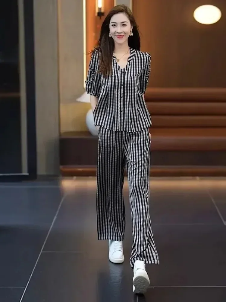 FADFAD Setelan dua potong modis wanita dengan atasan kotak-kotak dan celana panjang