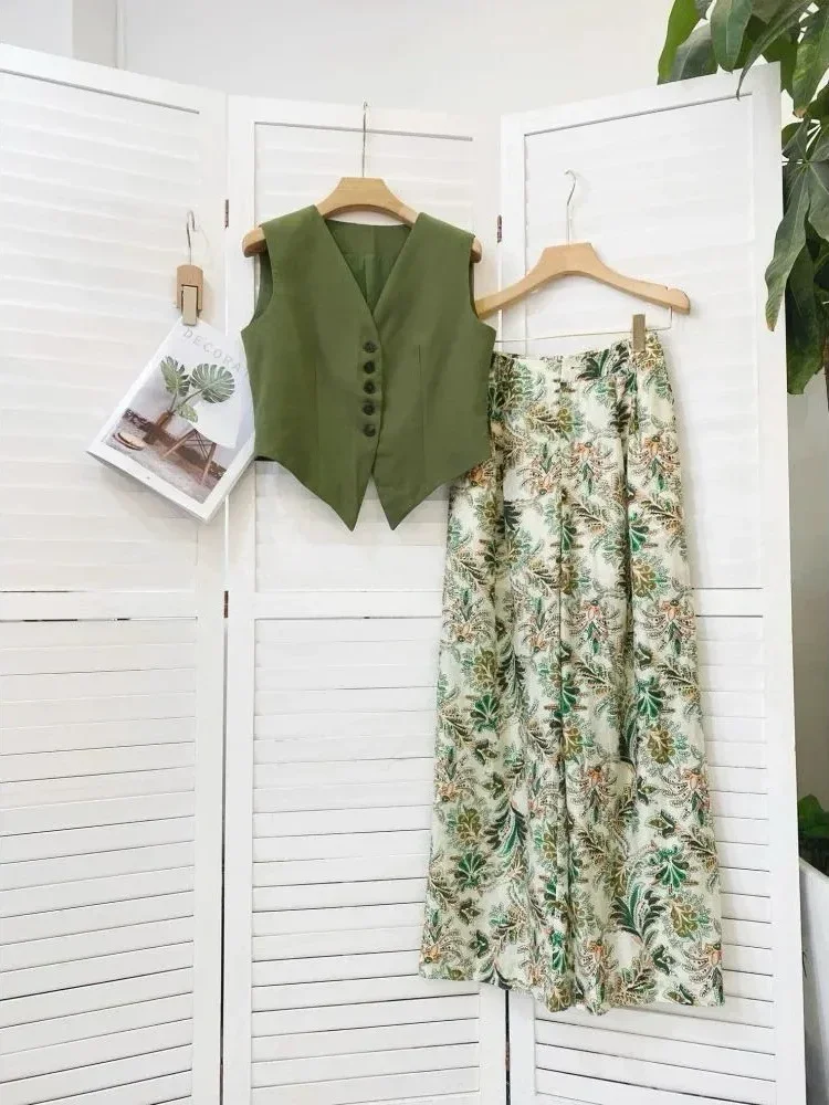 FADFAD Setelan pakaian wanita atasan blouse tanpa lengan kerah v-neck warna polos + celana panjang bermotif cetak