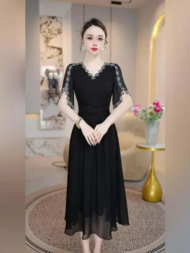 [DISKON KILAT]FADFAD Gaun rok panjang sedang dengan kerah v-neck untuk wanita