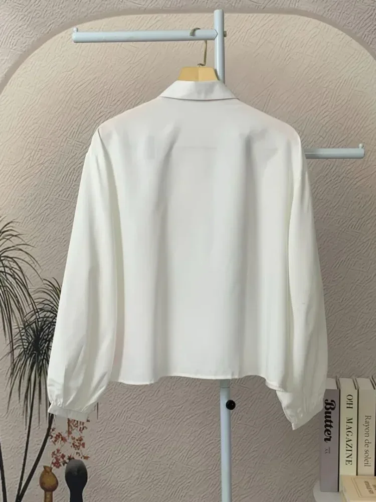 [READY STOCK]FADFAD Atasan lengan panjang longgar modis dengan aksesori beruang yang indah