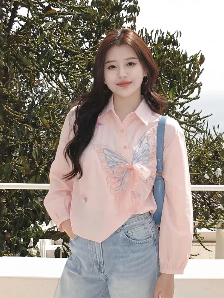 [READY STOCK]FADFAD Atasan lengan panjang yang modis dan longgar, dipadukan dengan motif kupu-kupu bordir tiga dimensi