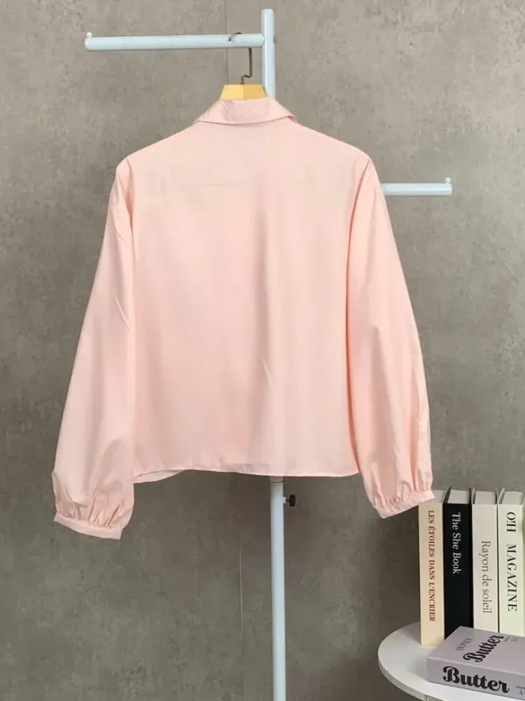 [READY STOCK]FADFAD Atasan lengan panjang yang modis dan longgar, dipadukan dengan motif kupu-kupu bordir tiga dimensi