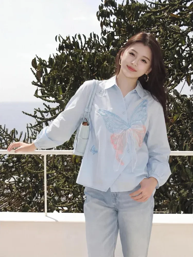 [READY STOCK]FADFAD Atasan lengan panjang yang modis dan longgar, dipadukan dengan motif kupu-kupu bordir tiga dimensi