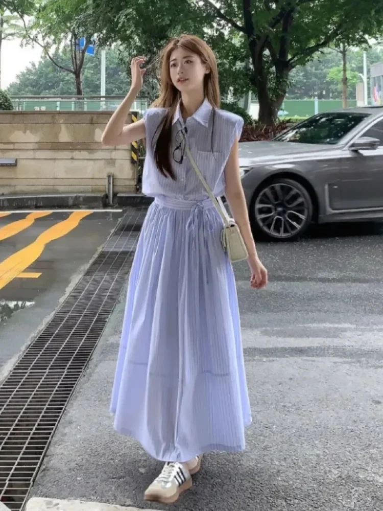 FADFAD Age-reducing simple striped shirt + a-line skirt two-piece set