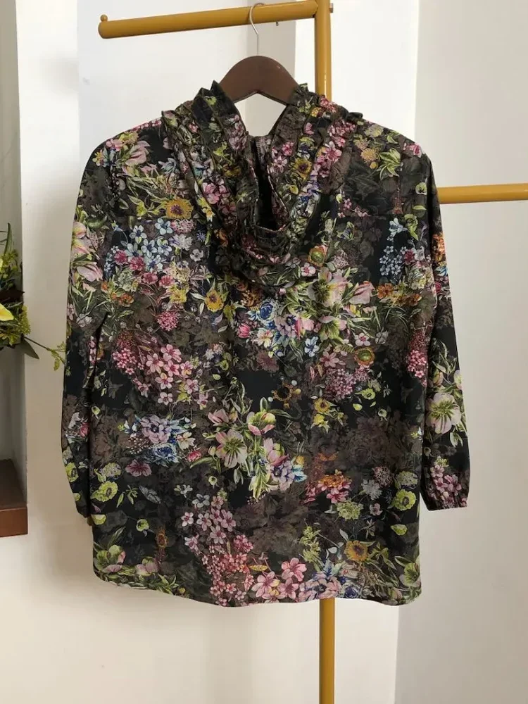 [DISKON KILAT]FADFAD Fashionable floral hooded thin shirt top for women