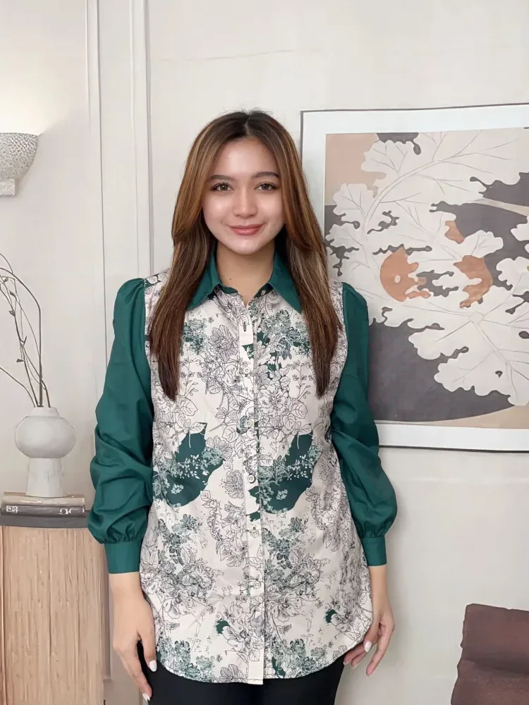 [DISKON KILAT]FADFAD Fashion new temperament print thin sunscreen shirt women loose slim this year's popular shirt