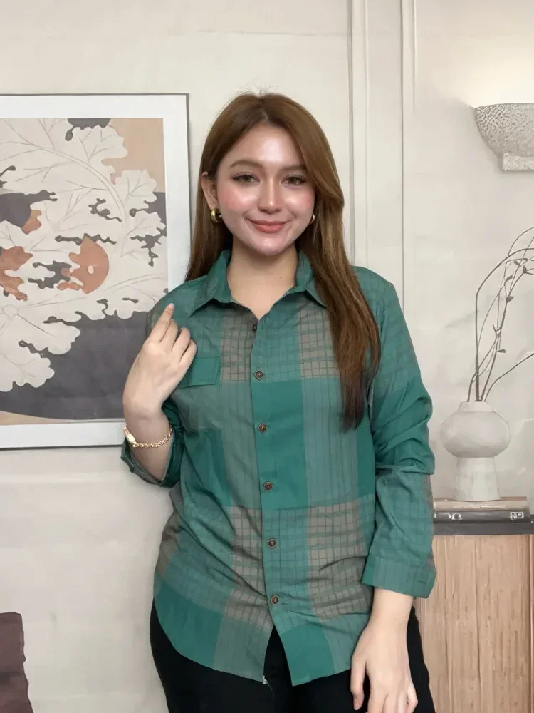 FADFAD 【posisi pola acak】kemeja cetak temperamen gaya baru wanita atasan elegan